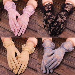 Elegant Style Sun Protection Lace Hollow-Out Gloves Delicate Jacquard Pattern Lace Bridal Wedding Accessories