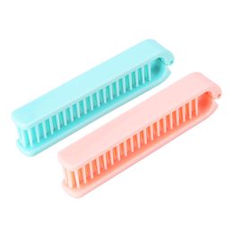 Pocket Folding Hair Brush Comb Portable Collapsible Travel Essentials Scalp Massage Plastic Random Color W6630