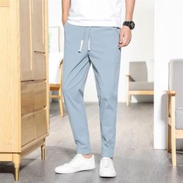 Summer Men's Linen pants Hip Hop Ankle-Length Men Pencil Pants Solid color Breathable comfort Fashion Linen Pants Men 5XL 201113
