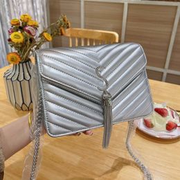 22Ss Fashion Women Bags Famous Designer Luxury Chevron Line V-stitch Rhinestone Letters Daily Purse Calfskin Real Leather Cross Body Shoulder Handbags 22*16CM