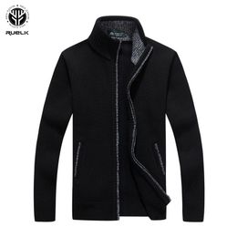 RUELK Winter Thick Men's Knitted Sweater Coat Off Long Sleeve Cardigan Fleece Full Zip Male Causal Plus Size Clothing Men 201120