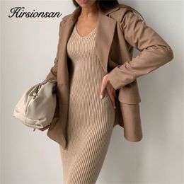 Hirsionsan Elegant Autumn Winter Dresses Women Elastic Bottoming Khaki Long Sweater V Neck Straight Knitted Pullovers with Belt 201006