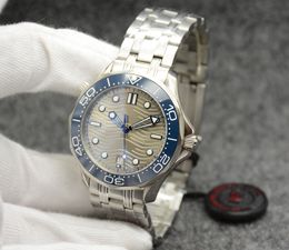 Diver 300M 2023 42MM Automatic Mechanical Mens Watches Watch White Dial Black Rubber Strap Bracelet Rotatable Bezel Transparent Case Back Men Wristwatches 1s