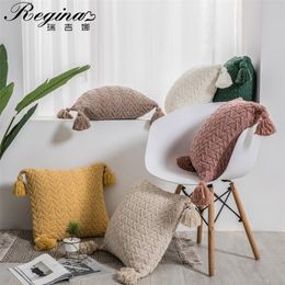 REGINA Cute Tassels Chenille Pillow Case Nordic Style Knitted Pillow Cover Fall Home Decorative Pillowcase Sofa Cushion Cover 201212
