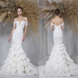 Fashion Design Mermaid Wedding Dresses Off Shoulder Appliqued Lace Chic Beach Ruched Bridal Gown Ruffles Sweep Train Vestidos De Novia