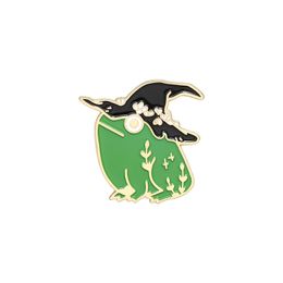 Witch Hat Frog Cute Funny Brooches Pins for Women Men Kids Cartoon Animal Metal Badge Bag Denim Decor Accessories