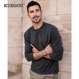 KUEGOU Clothing Autumn Winter Mens T-shirt long sleeve fashion tshirt Solid Colour Warm Fleece T shirt Men Top Plus Size 1298 G1229