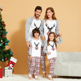 Family Matching Christmas Pajamas Set Mom And Kid Clothes Snowman Print Warm Swearshirt And Pants Adult Clothing Outfit LJ201111