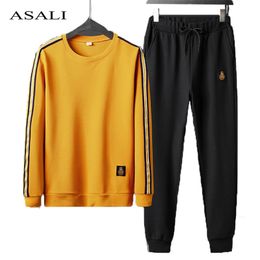 Mens Two Pieces Sets Casual Sweatshirts Men Tracksuit Hoodies+Pants Sport Shirts Sportswear Man Autumn Set Sportswear Clothing LJ201126