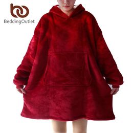 BeddingOutlet Sherpa Fleece Blanket With Sleeves Hoodie Blanket Soft Warm Plush Winter Hooded Blanket for Adults Outdoor 201128