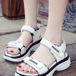 2020 new sports sandals women summer Korean fashion thick bottom students wild women's shoes beach shoes