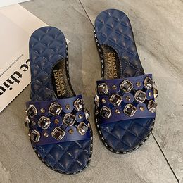 Rhinestone Woman slippers 2020 new women Retro fashion wild beach shoe diamond flat bottom outdoor casual sandals X1020