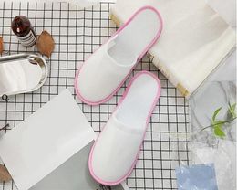 Wholesale Travel Hotel SPA Anti-slip Disposable Slippers Home Guest Shoes Multi-colors Breathable Soft Disposable Slippers BBF14113