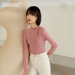 INMAN Autumn New Arrival Neckline Side Knot Long Sleeve Basic Bottom Multi-color Female T-shirt 201028