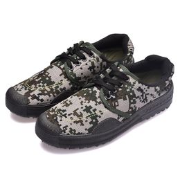 Men Wear-Resistant Camouflage Casual Shoes Non-Slip Soft-Soled Training Shoes Shock Absorption Sneakers Zapatillas Hombre
