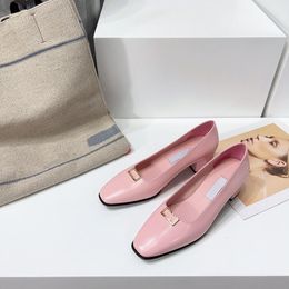 Nude-Schuhe Frühlings-Macaron-Einzelschuh im neuesten Stil, lässiger Damen-Pumps mit mittlerem Absatz und Kitten-Absatz, Luxus-Designer-Schuhe, Knöchelwickel, Superior-Lieferanten
