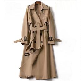2022 Осенняя высокая мода средней длины уличные женские хаки пальто верхней одежды женские классики Длинные трусики наследие наследие