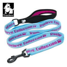 Truelove Dog Leash Easy Control Pet Nylon Reflective Leash with Soft Handle Tactics Multifunction Dogs Leash for Training LJ201112