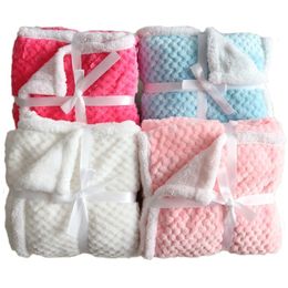 Baby Blanket Thermal Fleece Pineapple Grid Blanket Infant Swaddle Envelope Bebe Stroller Wrap For Newborn Baby Bedding Blankets LJ201014