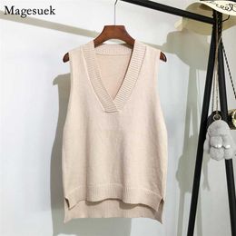 V-neck knitted Vest Women's Sweater Autumn And Winter Korean Loose Wild Pink Sweater Vest Women Sleeveless Sweater 11810 211222