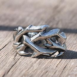 Vintage Hollow Out Design Crown of Thorns Ring Men Women Stainless Steel Biker Rings Fashion Wedding Party Gifts Size 7-13