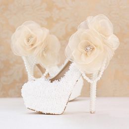 2020 Sweetness White Lace Bridesmaid Shoes Customised Platform Bridal Dress Shoes Party Prom Pumps Popular Wedding1