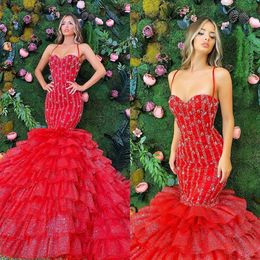 2021 Luxurious Crystal Evening Dresses Mermaid Tiered Ruffles Sweep Train Red Carpet Dress Spaghetti Straps Formal Prom Gowns