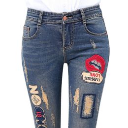 New Lip Denim Pants Ripped Hole Elastic Ladies Skinny Pencil Pantsembroidery Lips Letter Jeans Trousers For Women 201029