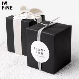 50pcs 5*5*5cm/6*6*6cm /7*7*7cm/8*8*8cm/9*9*9cm/10*10*10cm Black/White/Kraft Paper Square Candy Box Wedding Party Favor Gift Box1