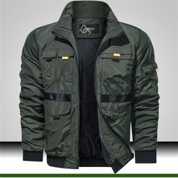 Mens Windbreaker Stand Collar Military Lightweight Jacket Men Multi Pockets Outdoor Jacket Fashion Green Tactical Bomber Jacket 201118