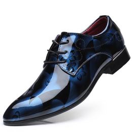 2020 Vintage Design Men's Wedding shoes Fashion Print Patent leather Business Dress Shoes Mens Casual Lace-up Flats Sizes 38-48