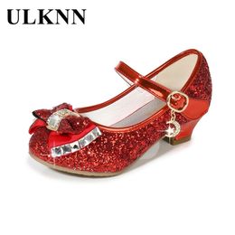 ULKNN Kids Leather Shoes for Girls Flower Casual Glitter Children High Heel Butterfly Knot Blue Pink Silver 220225