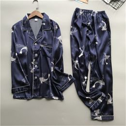 Daeyard Männer Seiden Pyjama Set Frühlings Sommer Weiche Langarmhemden und Hosen Pyjama Nachtwäsche Freizeit Heimkleidung Plus Size Anzug 201109