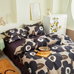 Autumn Grey Bedding Set Home Duvet Cove 3 or 4pcs/Set Flat Sheet Pastoral Flower Bedclothes Flora AB Side Kids Bed Linens Coffee 201021