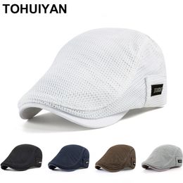 New Summer Mens Hats Breathable Mesh Newsboy Caps Outdoor Gorro Hombre Boina Golf Hat Fashion Solid Flat Cap For Women 201027