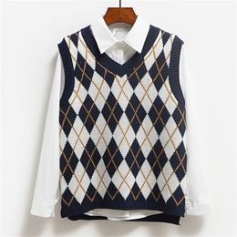 V-Neck Vintage Plaid Sweaters For Women Knitted Vest Winter Warm Veste Femme Short Loose Sleeveless Knit Waistcoat Spring Coat 201214