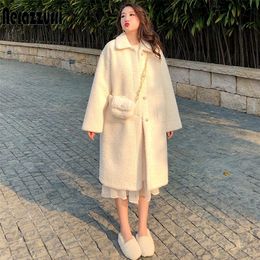 Nerazzurri Winter long white faux fur coat women long sleeve drop shoulder Soft light furry karakul fur coat Plus size fashion 201210