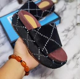 Designer women Sandals Canvas Platform Slipper Real Leather Beige brick allolors Beach Slides Slippers Outdoor Party Sandal