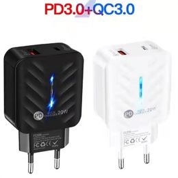 Novas chegadas UE US QC3.0 Venda quente Universal USB + PD 20W Carregador de parede portátil portátil carregador rápido para iphone 13 12 11 pro max pd02 03 com caixa de varejo