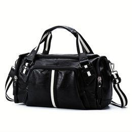 PU Travel Storage Bag For Gym Men Super Soft Leather Luggage Bag Style Black Fitness Handbag Male Big Crossbody Boarding Bag Q0705