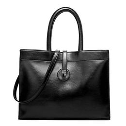 Classic Womens New Fashion Handbags Purse Totes Large Capacity Ladies Simple Shopping Handbag PU Leather Shoulder Bags 88