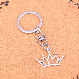 Fashion Keychain 20*30mm hollow crown Pendants DIY Jewellery Car Key Chain Ring Holder Souvenir For Gift