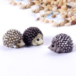 Cute Mini Resin Hedgehog Micro Landscape Miniature Fairy Animal Moss bottle Succulent plants pot decoration ecological props resin craft LX3