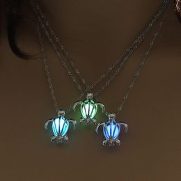 -DIY Anhänger Halskette Mode Schildkröte Leuchtende Perlen Silber Überzogene Kette Schmuck Frauen Halsketten Halloween Ornamente 3 8nm K2B