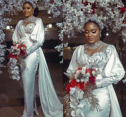 Arabic Plus Size Wedding Dresses Aso Ebi Lace Appliqued Long Sleeve Bridal Gowns Ribbon Satin Side Splits vestido de novia