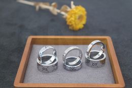 Moda Proste Retro Szkielet Sterling Silver Ring Męskie Wysokiej Jakości Grawerowane Para Pierścień Biżuteria Ślubna Prezent Kocham Pierścienie