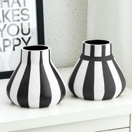 Vases Nordic Creative Ceramic Vase El Decorative Crafts Home Living Room Hallway Ornaments Hydroponic Bottle