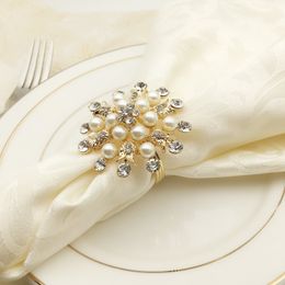 10pcs/lot Hotel Ring Holder Round Flower Pearl Buckle Christmas Wedding Party Napkin Circle Decoration 201124