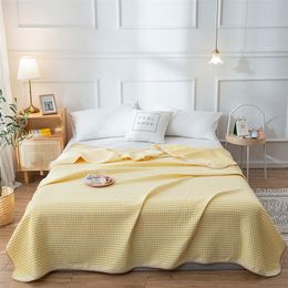 Bonenjoy 100%Cotton Thread Blanket Single Queen Size Yellow Towel Blankets Cotton Summer Bedspread King Size Knitted Blankets LJ201128