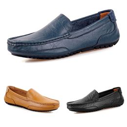 Mais novo Homens de marca n￣o marca Peas Sapatos de couro Casual Moda respir￡vel azul preto marrom pregui￧oso lento macio Overshoes Mens sapatos 38-44